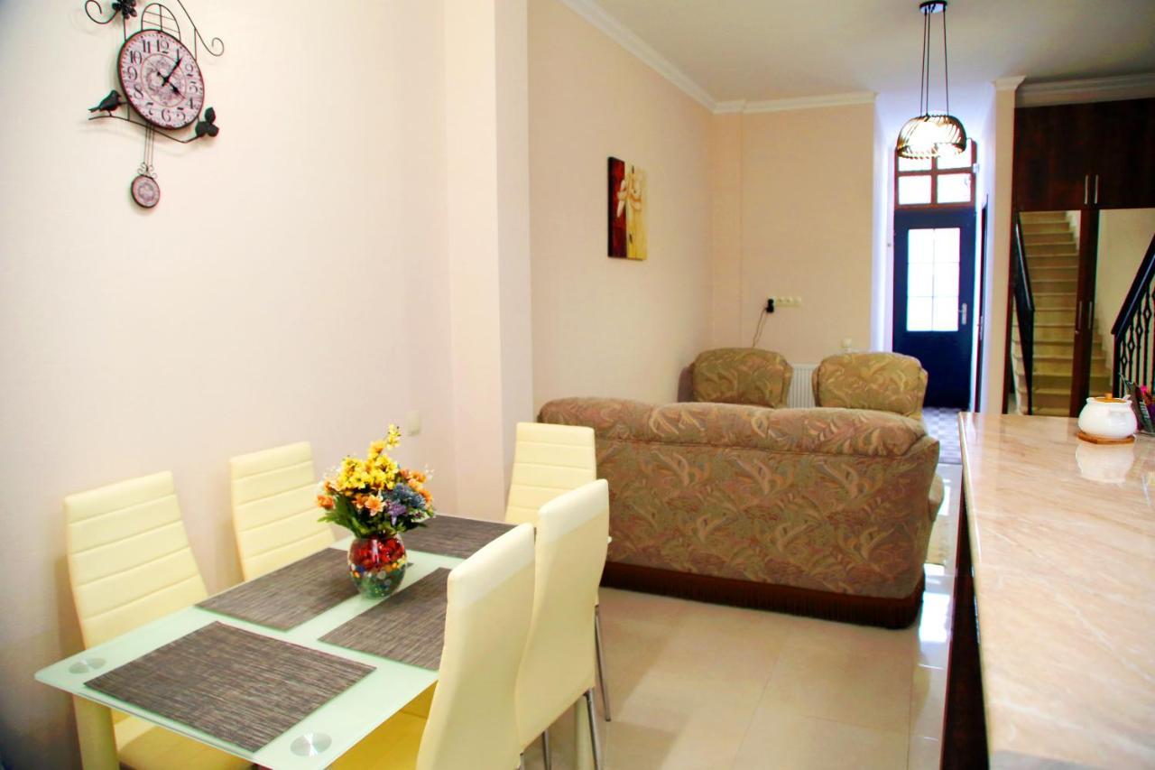 Family Apartments Tiflis Exterior foto
